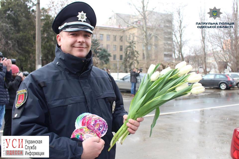 8 марта одесские патрульные провели спецоперацию “Тюльпан” (фото) «фото»