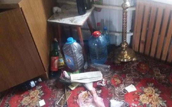 В Роксоланах разгромили православный храм (фото) «фото»