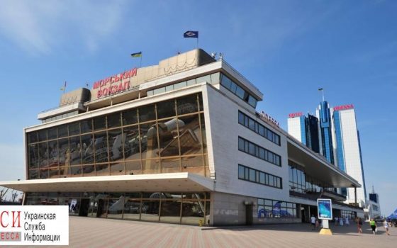 На Одесском морвокзале достраивают фундамент нового кинетического фасада «фото»