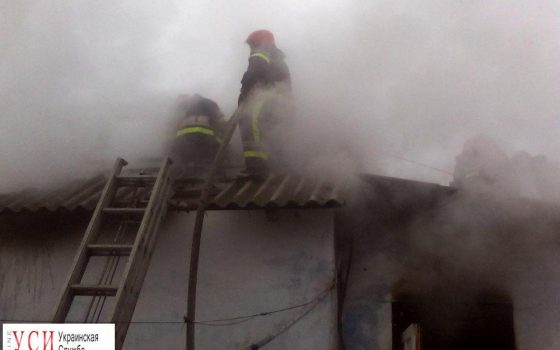 Рядом с Одесским припортовым заводом произошел пожар (фото) «фото»