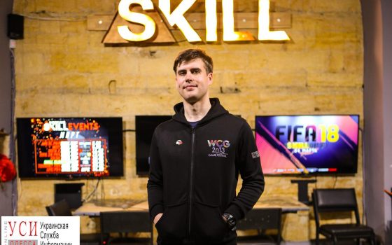 Достойный геймер зарабатывает больше в игре, чем на обычной работе, — киберспортсмен Артем Розенко «фото»