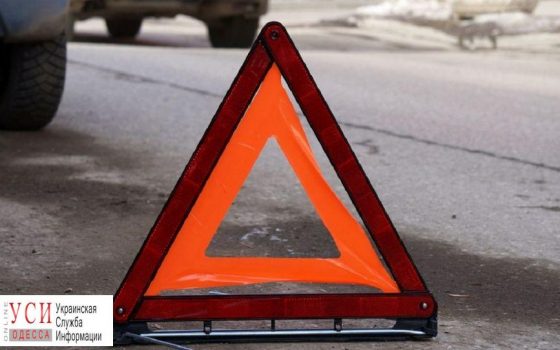 Под Одессой микроавтобус столкнулся с легковушкой: есть пострадавшие «фото»