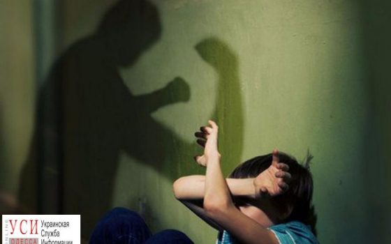 Репетитор из Одесской области систематически избивала своих учеников (видео) «фото»