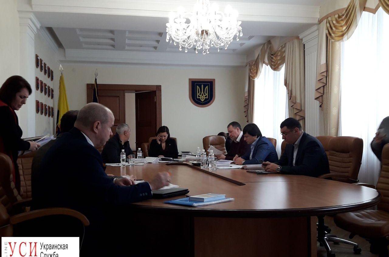 Одесский облсовет будет выделять матпомощь жителям региона через депутатов «фото»
