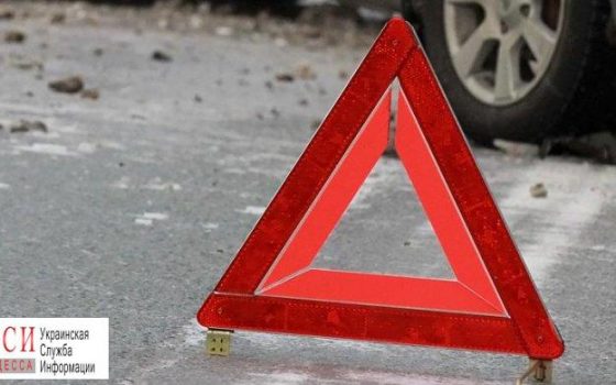 На Таирова из-за ДТП остановился 12-й троллейбус «фото»