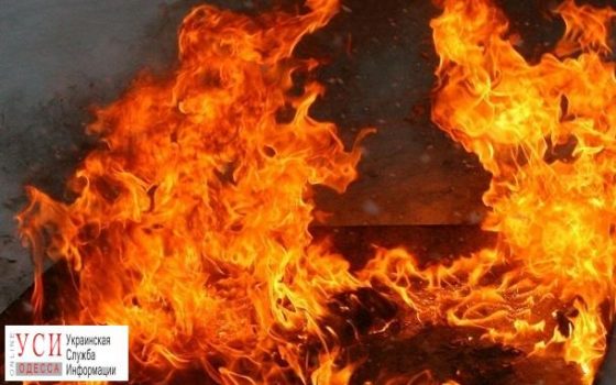 Ночью в Одесской области горел склад «фото»