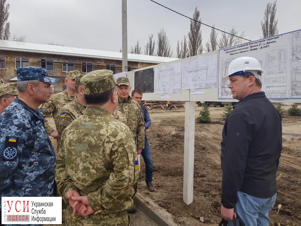Министр обороны посетил строящийся военный городок в Одесской области (фото) «фото»