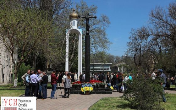 Годовщина аварии в Чернобыле: в Одессе почтили память погибших (фото) «фото»