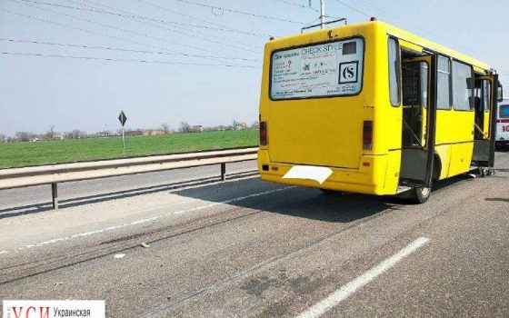 На Клеверном мосту автобус насмерть сбил мужчину (фото) ОБНОВЛЕНО «фото»