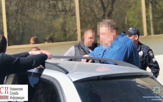 В Одессе поймали мошенников, жертвами которых были пенсионерки (фото, видео) «фото»