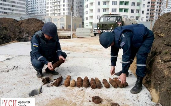 На стройплощадке в Одессе нашли 18 боеприпасов времен Второй мировой (фото) «фото»