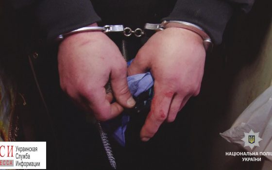 Одессит “подрезал” двух юношей «фото»