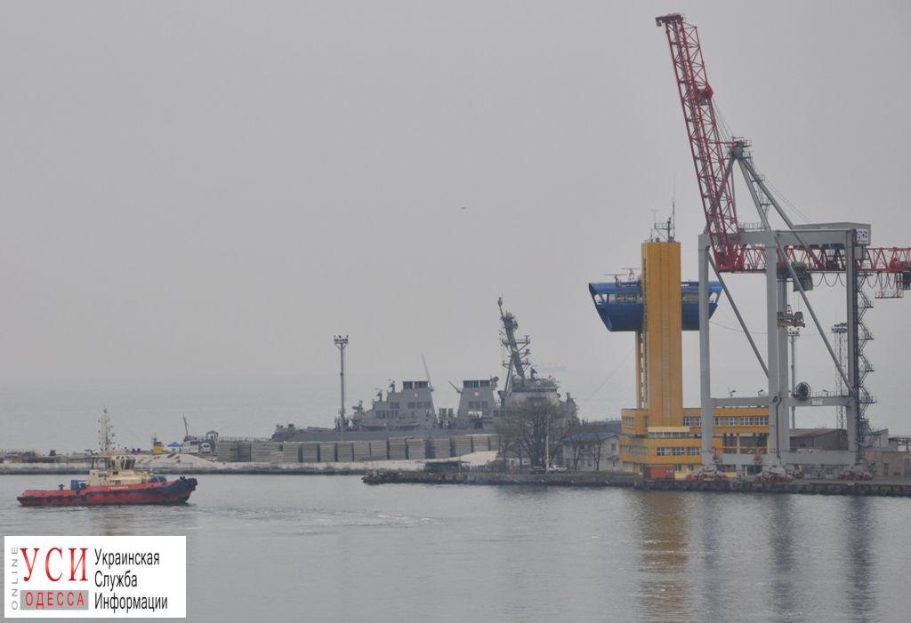 В Одесском порту из-за дождя ограничена работа «фото»
