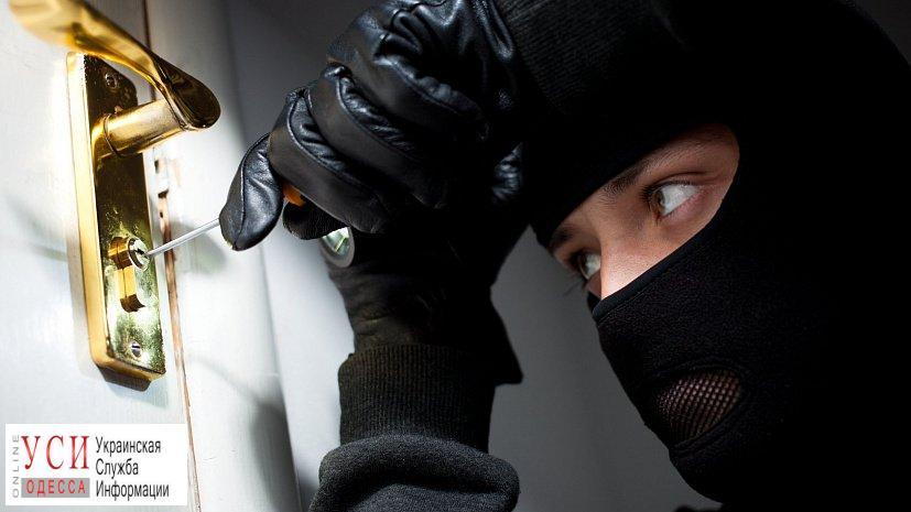 В Одессе арестовали грабителя отделения “быстрых кредитов” «фото»