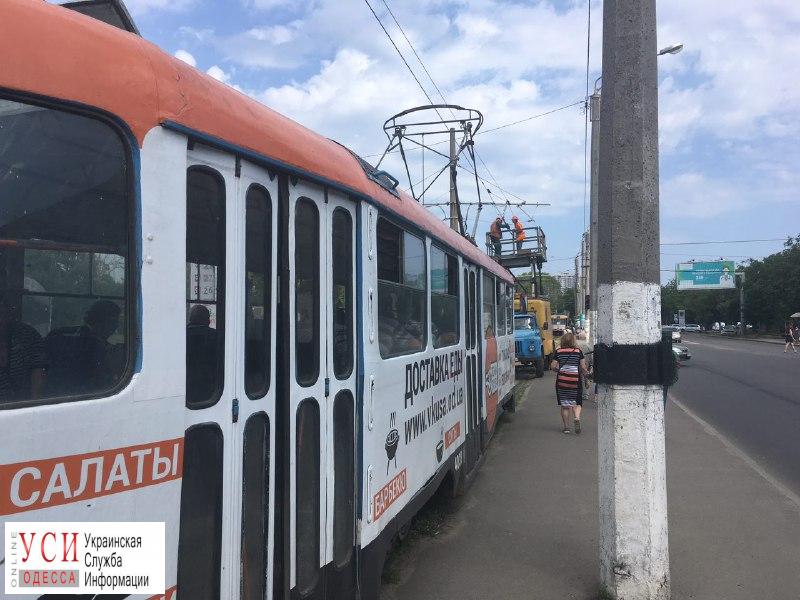На Таирова остановилось трамвайное движение (фото) «фото»