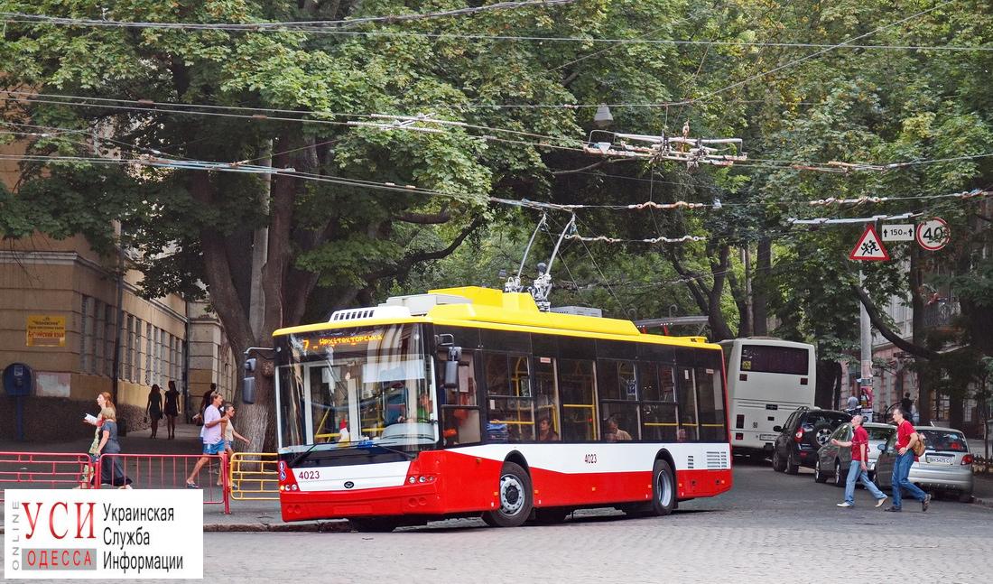 По Одессе один день часть троллейбусов будет ездить бесплатно «фото»