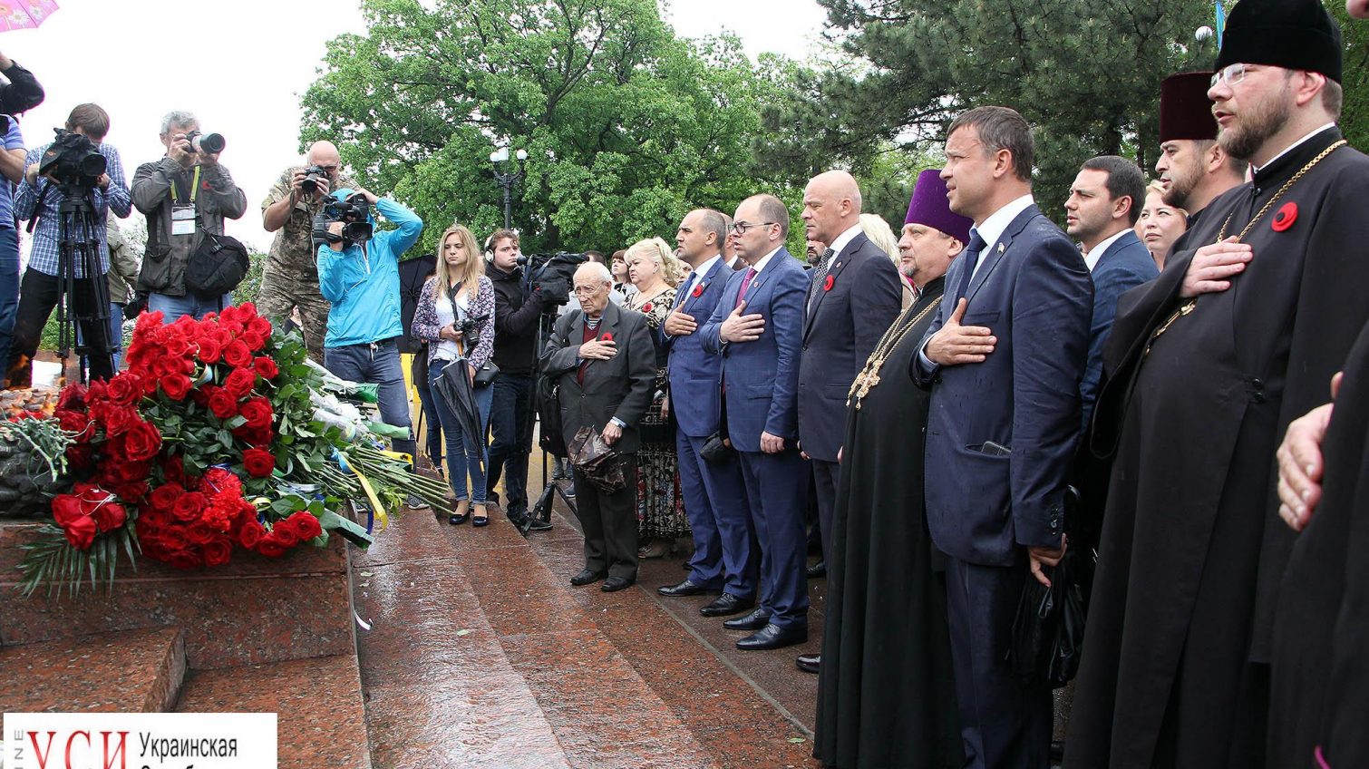 В Одессе почтили жертв Второй мировой общей молитвой и цветами (фото) «фото»