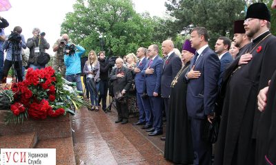 В Одессе почтили жертв Второй мировой общей молитвой и цветами (фото) «фото»