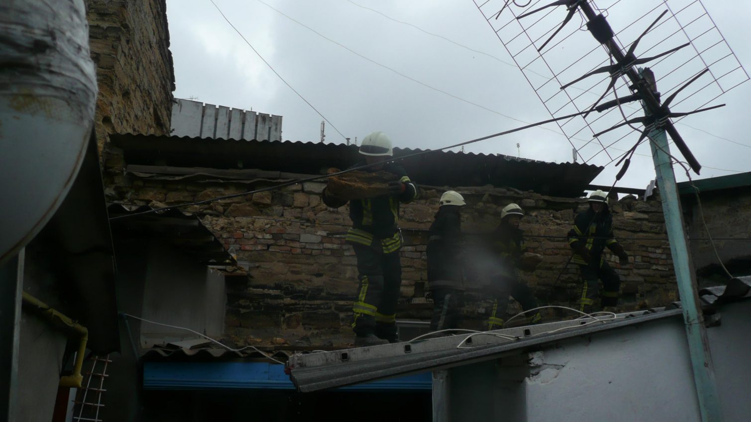 Утром в Одессе произошел взрыв: пострадал хозяин квартиры (фото) «фото»