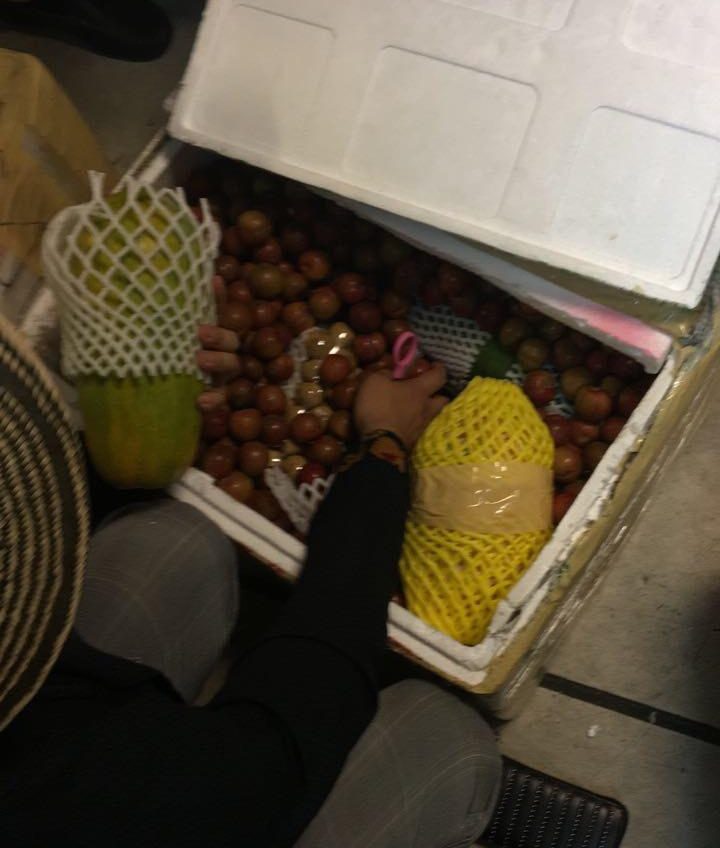 В столице задержали партию контрабандных фруктов, которые переправляли в одесский ресторан (фото) «фото»