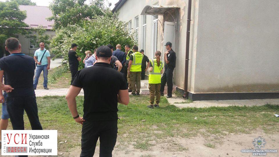 Стрельба и минирование привели к рекордно низкой явке на выборах в Одесской области «фото»