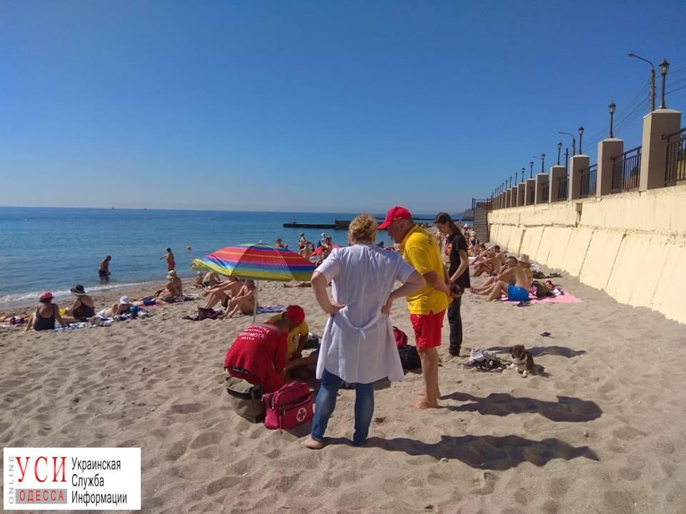 На пляже возле одесского дельфинария утонул 44-летний турист (фото) «фото»