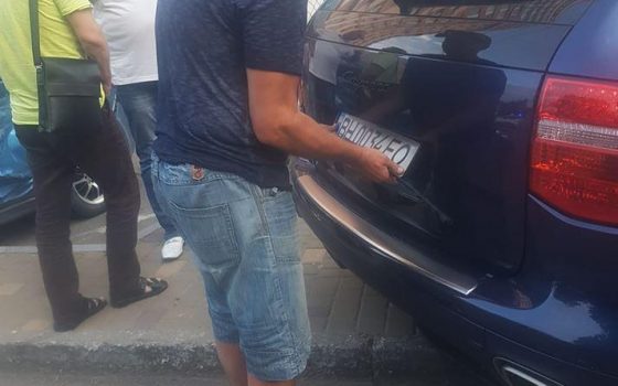 ДТП с участием 5 машин: виновник аварии — одесский адвокат, который был пьян (фото, видео) usionline.com ДТП с участием 5 машин: виновник аварии — одесский адвокат, который был пьян (фото, видео) «фото»