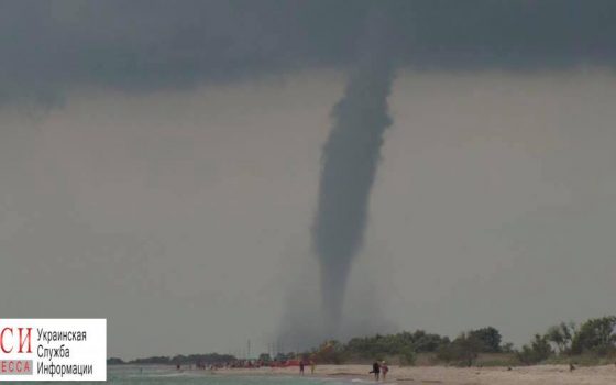 Над морем в Килийском районе прошел смерч (фото) usionline.com Над морем в Килийском районе прошел смерч (фото) «фото»