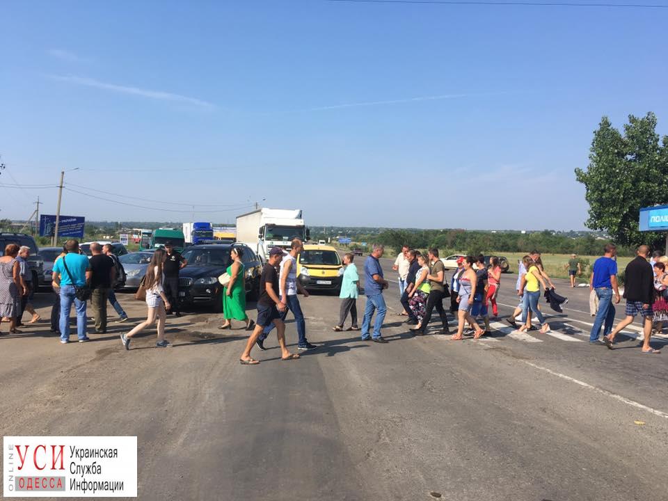 В Одесской области перекрыли международную трассу Одесса — Рени «фото»