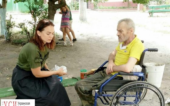 На Молдаванке мужчину с инвалидностью сын выгнал из дома (фото) usionline.com На Молдаванке мужчину с инвалидностью сын выгнал из дома (фото) «фото»