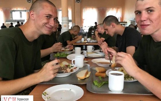 В Одесской военной академии ввели День национальной кухни: начали с болгарской (фото) «фото»