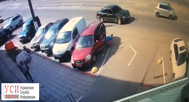 В Одессе мошенники грабят водителей старым методом (видео) «фото»