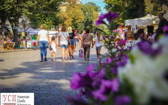 Главная улица Одессы в разгар сезона (фоторепортаж) «фото»