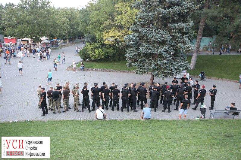 Во время матча Суперкубка порядок охраняли более тысячи полицейских, 14 фанатов задержаны «фото»