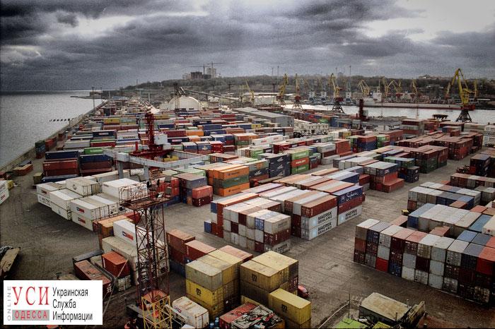 Гройсман: после начала войны с контрабандой увеличились сборы с контейнеров в Одесском порту «фото»