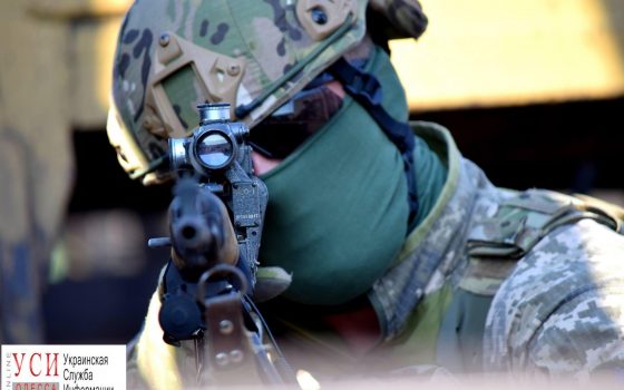 Армия, флот и спецназ тренировались отбивать у врага порт “Южный” (фото) «фото»