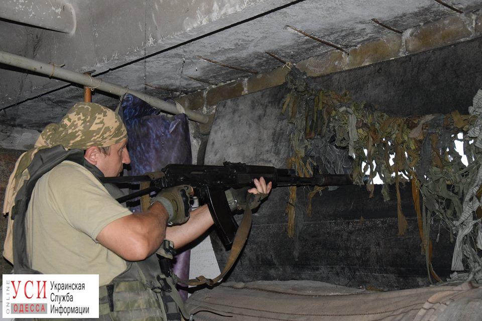 Бойцы одесской мехбригады ночью отбили атаку боевиков “ДНР/ЛНР” (фото) «фото»