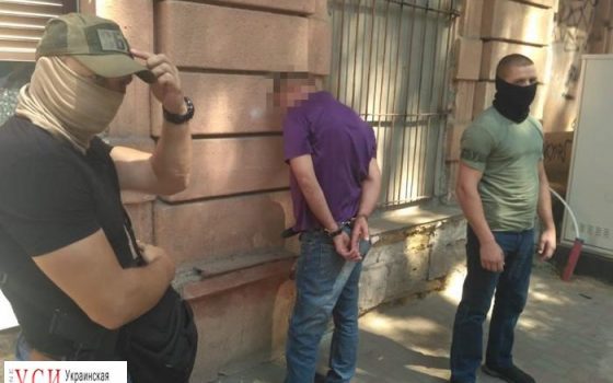 СБУ задержала одессита за незаконный сбыт оружия и боеприпасов (фото) «фото»