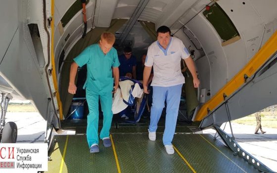 В Одессу прибыл медицинский борт с ранеными фронтовиками – требуется помощь (фото) «фото»