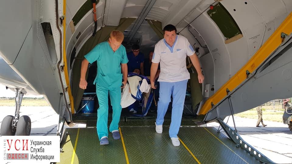 В Одессу прибыл медицинский борт с ранеными фронтовиками – требуется помощь (фото) «фото»