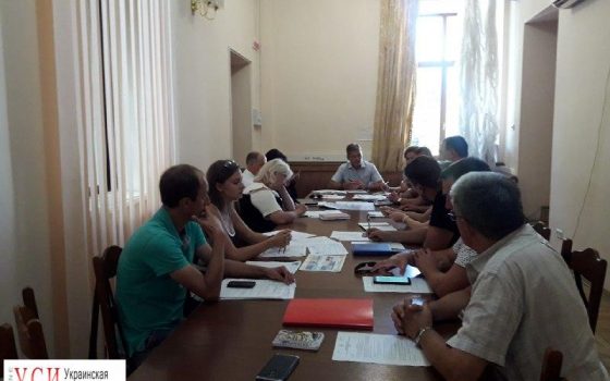 В Одессе не успевают закупить новые парты для первоклашек для Новой украинской школы «фото»