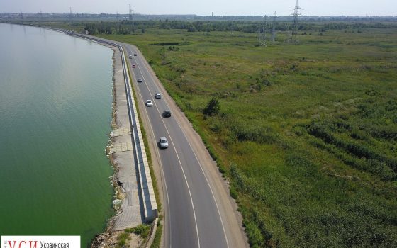 Прохудившуюся Хаджибейскую дамбу должны были перестроить к сентябрю: на нее выделили уже больше 120 миллионов (фоторепортаж) «фото»