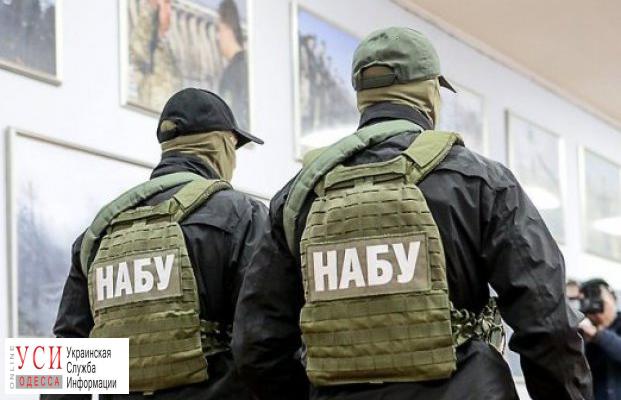 НАБУ предоставило госохрану двум одесским активистам, машину которых таранил “КамАЗ” «фото»