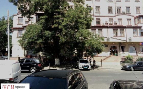 Полиция рассказала подробности конфликта возле детского медцентра на Жуковского «фото»