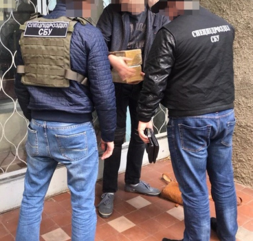 В Одессе СБУ блокировала контрабанду психотропов по всей Украине (фото) usionline.com В Одессе СБУ блокировала контрабанду психотропов по всей Украине (фото) «фото»
