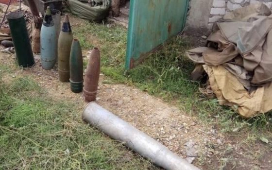 Винтовки, пистолеты и минометы: в Одесской области СБУ обнаружила подпольную оружейную (фото) «фото»