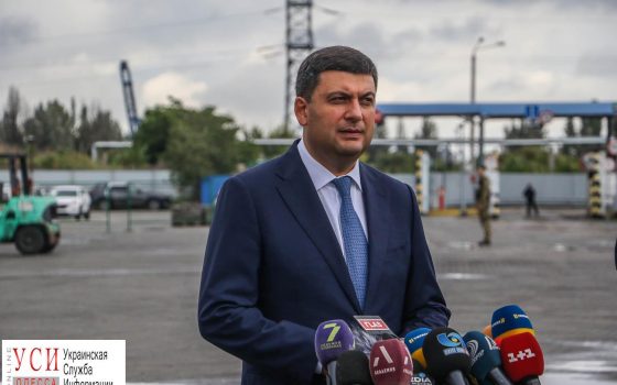 Гройсман о конфликте в одесском Медине: “Рейдерам лицом в пол” «фото»