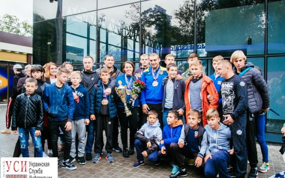 Одесские борцы вернулись с чемпионата мира в Астане с шестью медалями (фоторепортаж) «фото»