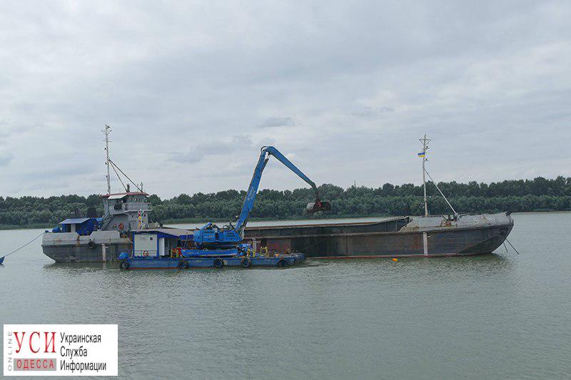 Румыны начали дноуглубление в портах Измаила и Рени: должны вычерпать 200 тыс кубометров грунта (фото) «фото»