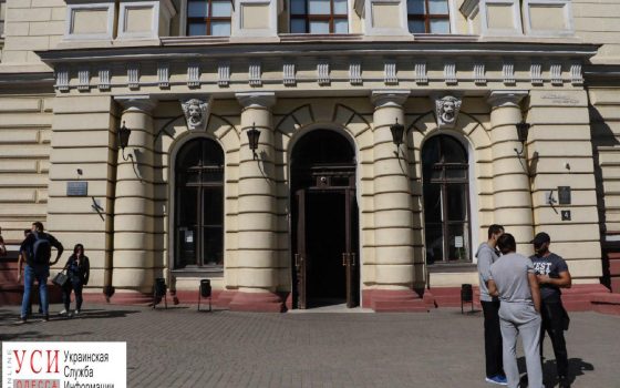 Битва за Медин: Ляшко собирался приехать в вуз, но отменил визит в последний момент (фото) usionline.com Битва за Медин: Ляшко собирался приехать в вуз, но отменил визит в последний момент (фото) «фото»